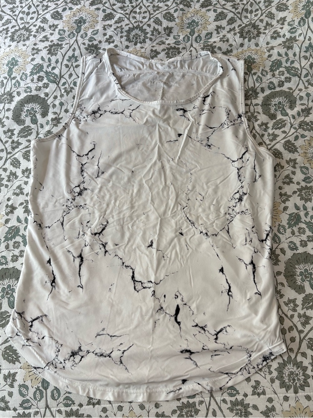 BuffBunny Collection Marble-Print White Tank Top